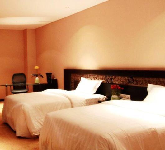 Grand Delta Hotel Medan Kamer foto
